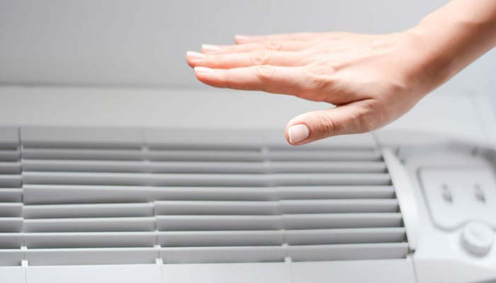 hand feeling air conditioner